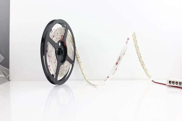 Fabriks engrospris Super Bright 3528 High Density LED Strip